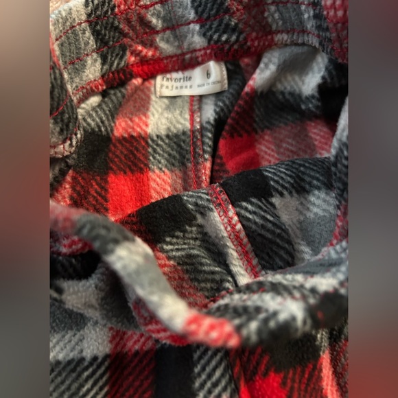 🎄Bundle kids Christmas Pajama set of 2 size 6 From Hanes & Members Mark - Picture 6 of 8